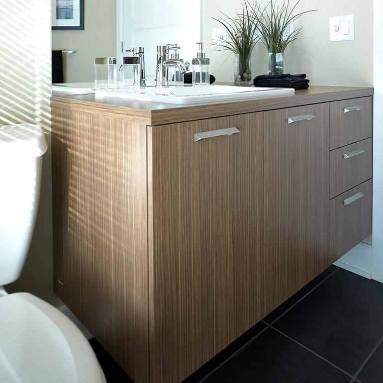 Cuisines Beauregard |Contemporary washroom with melamine cabinets and a laminate countertop